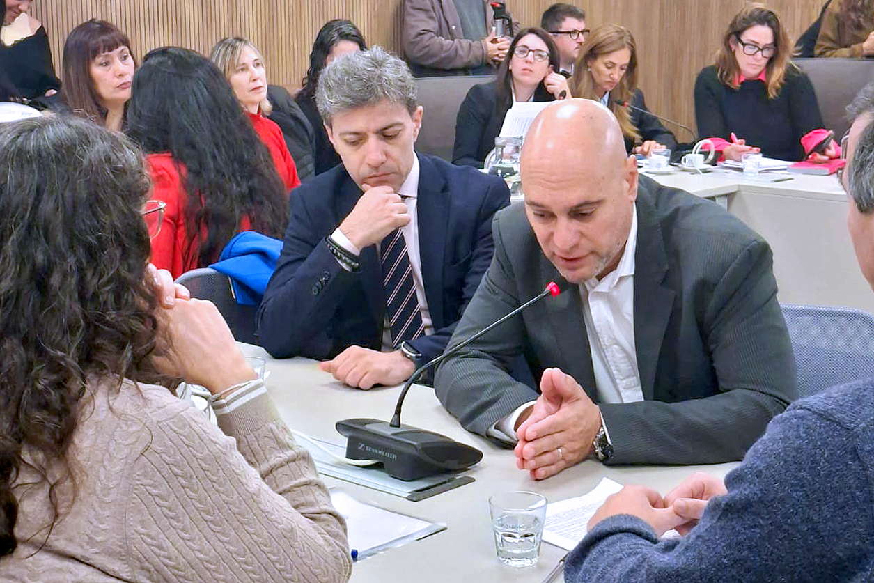 El Ministerio Público Fiscal promueve la protección de las infancias en los entornos digitales