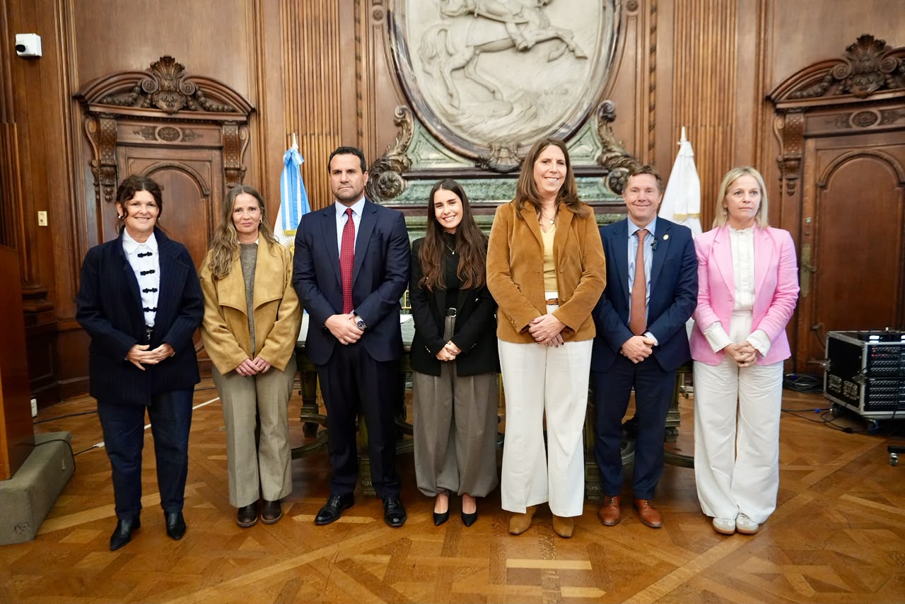 Encuentro “Unidos por los derechos de la Infancia” en la Legislatura