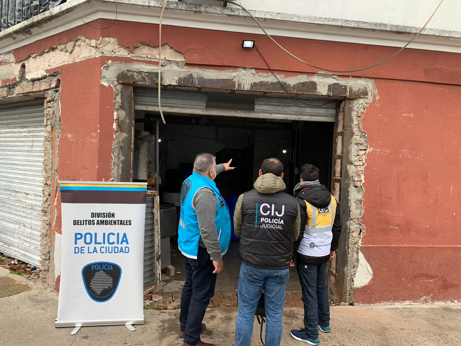 DELITOS AMBIENTALES: CLAUSURAN UN FRIGORÍFICO EN MATADEROS SIN HABILITACIÓN