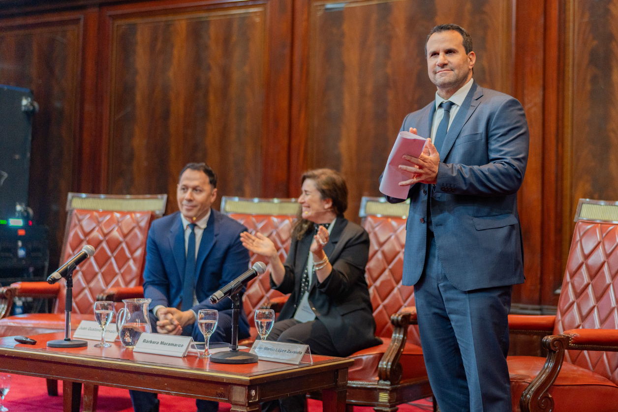 Congreso internacional de IA: el Fiscal General de la Ciudad expuso sobre la incorporación de las nuevas tecnologías
