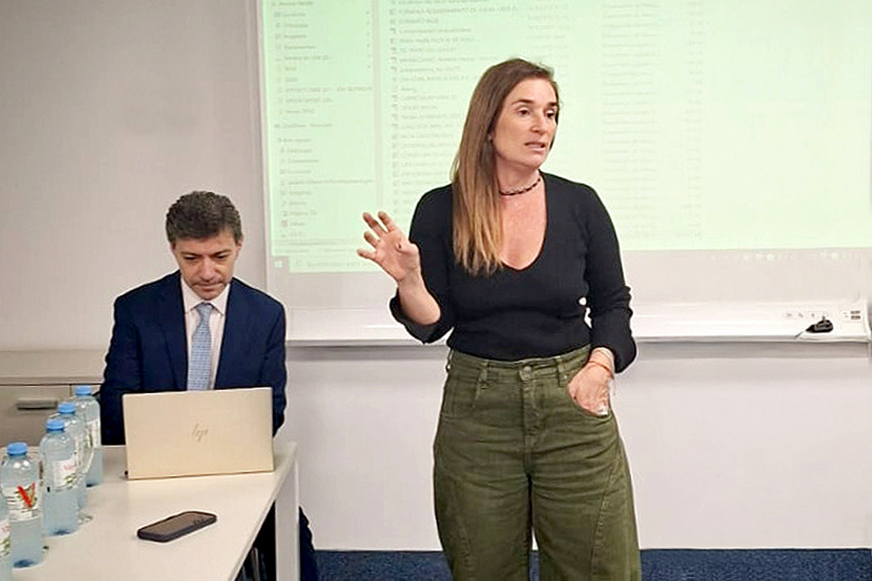 CIJ: Capacitación sobre agente revelador digital