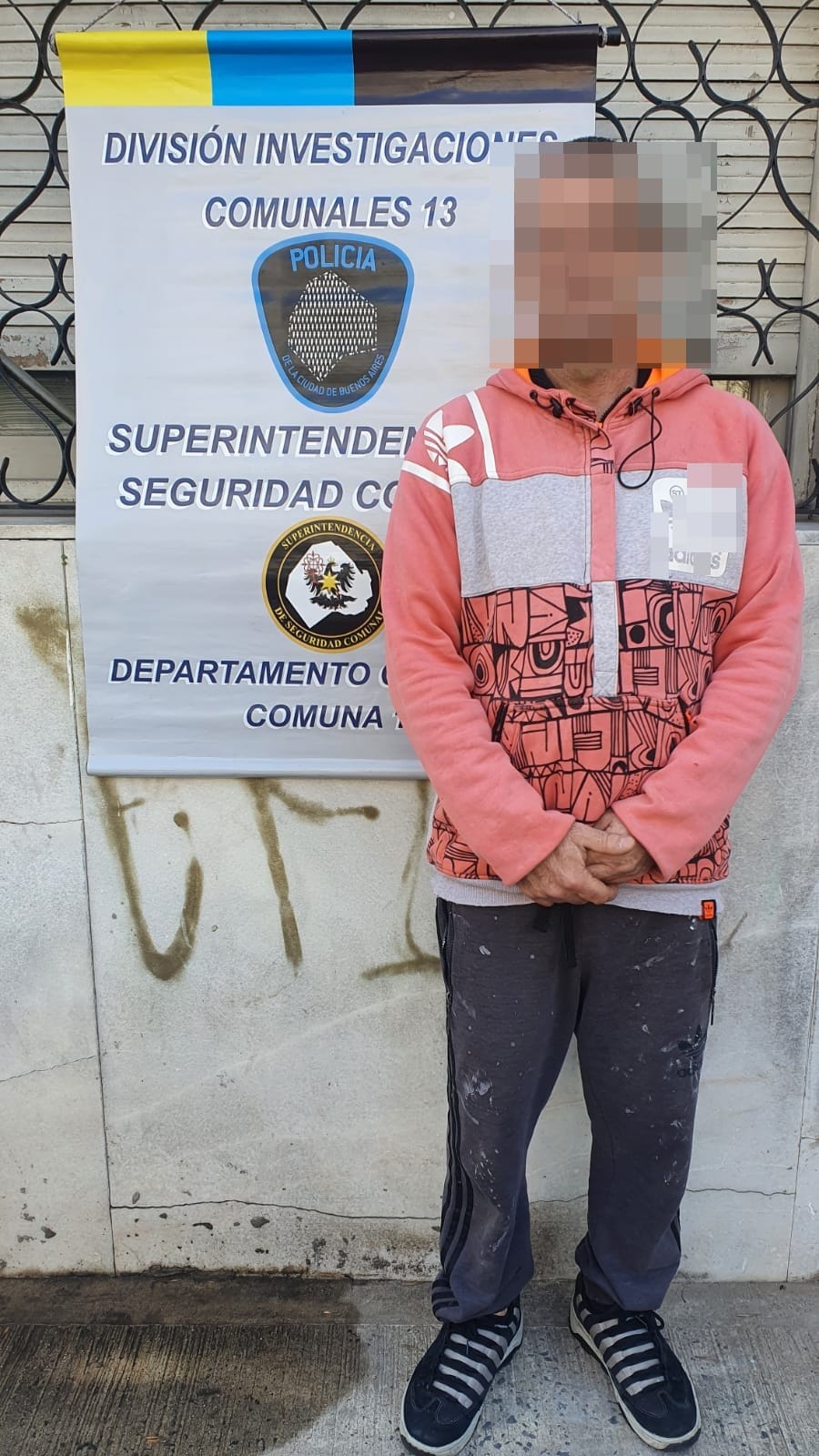 LOGRAN LOCALIZAR E IDENTIFICAR AL AGRESOR DEL CAJERO DE CARREFOUR: DEBE PRESENTARSE A DECLARAR EN SEDE FISCAL EN LAS PRÓXIMAS 24 HORAS